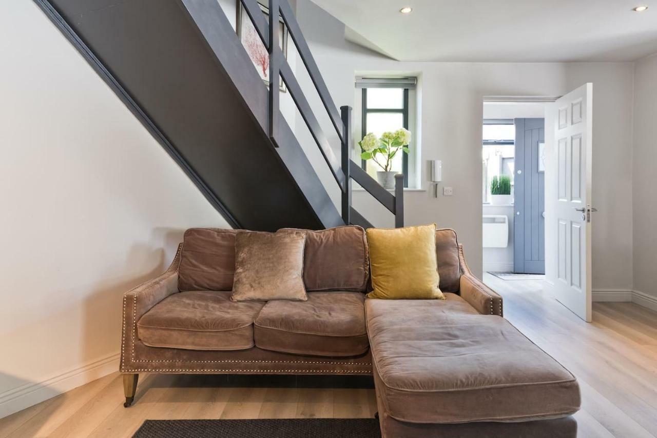 The Edge Suite - Hiphipstay Dublin Eksteriør billede